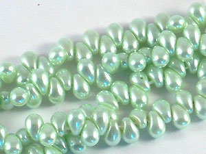 捷克水滴珠4*6mm61501珍珠果綠-10入